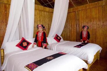 هتل Hoang Su Phi Lodge