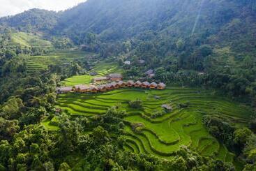 هتل Hoang Su Phi Lodge