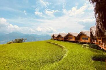 هتل Hoang Su Phi Lodge