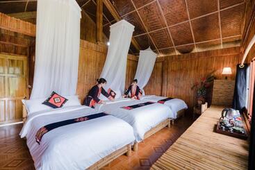 هتل Hoang Su Phi Lodge