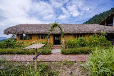هتل Hoang Su Phi Lodge