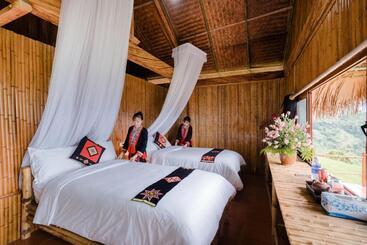 هتل Hoang Su Phi Lodge