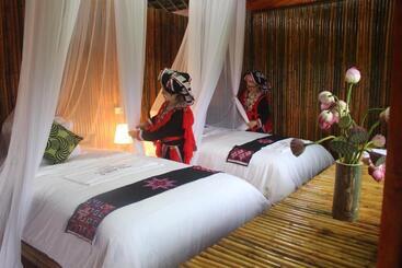 هتل Hoang Su Phi Lodge