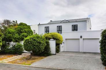 Villa Nerina - Kommetjie