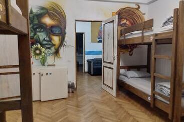 Bauhaus Bucharest   Hostel
