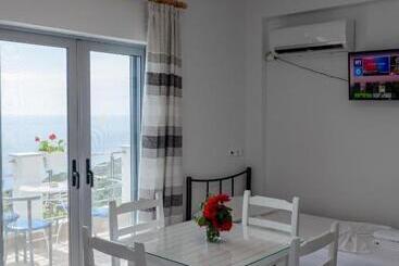 پانسیون Eduard Lagji Apartament
