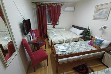 Apartments & Rooms  Mdl Lazić