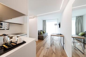 تختخواب و صبحانه Alea   Garda Lake Suite
