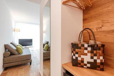 تختخواب و صبحانه Alea   Garda Lake Suite