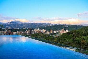 هتل Renaissance Taipei Shihlin