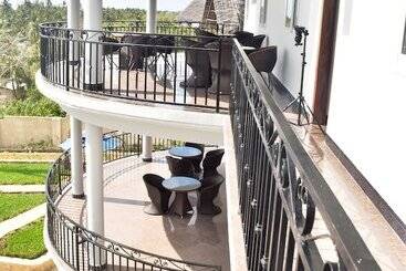 هتل Sea Crest