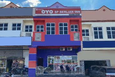 هتل Sp Berlian Inn