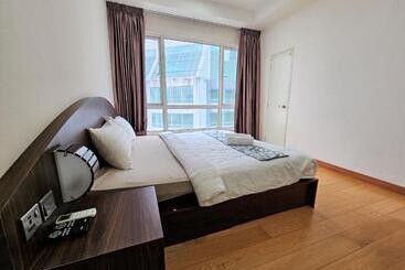 Summer Suites Klcc
