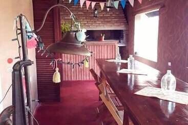 پانسیون Hostal Sisabel