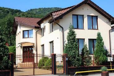 ペンション Silva House