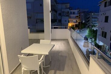 پانسیون Villa Orkidea