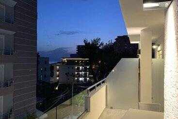 پانسیون Villa Orkidea