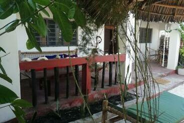هاستل Sunny House Paje Ii