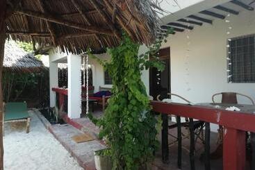 هاستل Sunny House Paje Ii