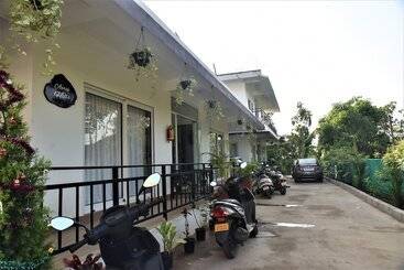 تختخواب و صبحانه Harmal S Residency