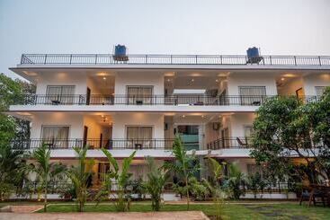 تختخواب و صبحانه Harmal S Residency