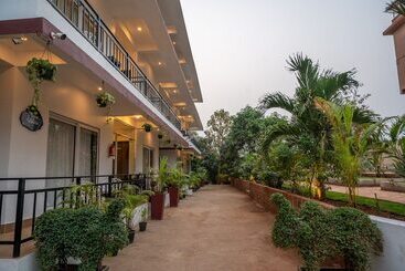 تختخواب و صبحانه Harmal S Residency