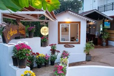 تختخواب و صبحانه Harmal S Residency