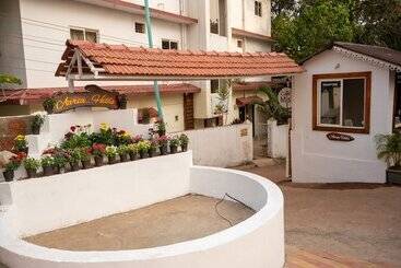 تختخواب و صبحانه Harmal S Residency