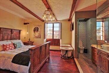 On Hotel Boutique