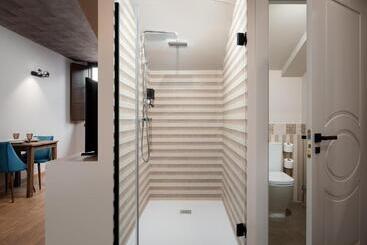 Suite 1907 Aviles