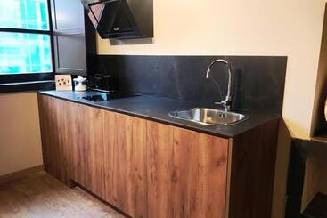 Suite 1907 Aviles