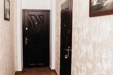 تختخواب و صبحانه Mini Otel Cozy Patio