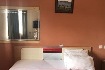Meadway Luxury Hotels