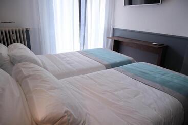 تختخواب و صبحانه Dimora Dell Arte   Foresteria Lombarda Smart Rent