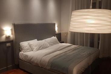 تختخواب و صبحانه Dimora Dell Arte   Foresteria Lombarda Smart Rent