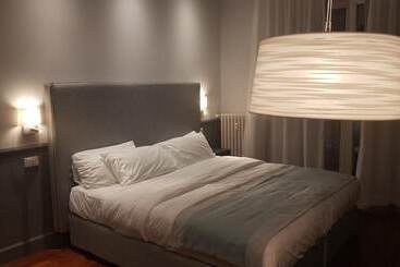 تختخواب و صبحانه Dimora Dell Arte   Foresteria Lombarda Smart Rent