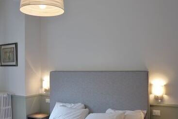 تختخواب و صبحانه Dimora Dell Arte   Foresteria Lombarda Smart Rent