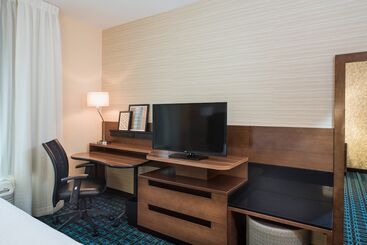 هتل Fairfield Inn & Suites By Marriott Dayton