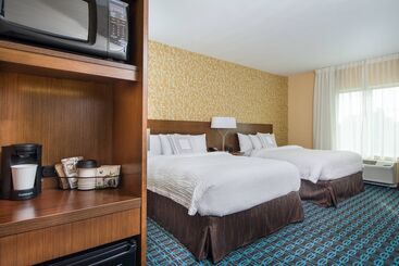 هتل Fairfield Inn & Suites By Marriott Dayton