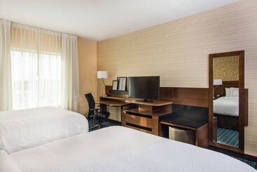 هتل Fairfield Inn & Suites By Marriott Dayton