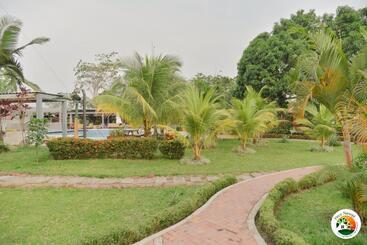 هتل Finca Naranjal