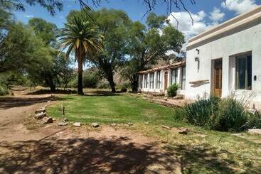 هتل Hacienda Casa Blanca