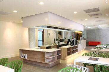 هاستل Chengching Lakefront Resort