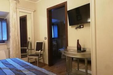 تختخواب و صبحانه Locanda Tre Frati