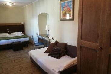 تختخواب و صبحانه Locanda Tre Frati