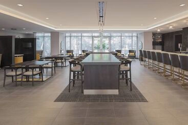 هتل Courtyard By Marriott Halifax Dartmouth