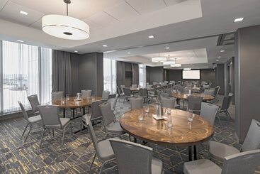 هتل Courtyard By Marriott Halifax Dartmouth