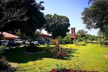 Los Jazmines Hotel Resort