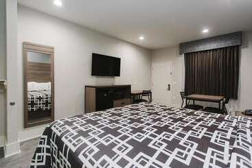 فندق على الطريق Palace Inn