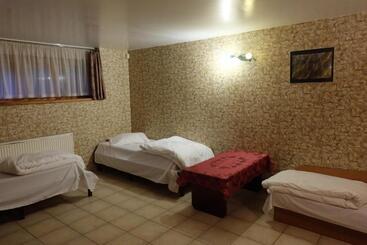 پانسیون A&l Private Rooms In Kaunas